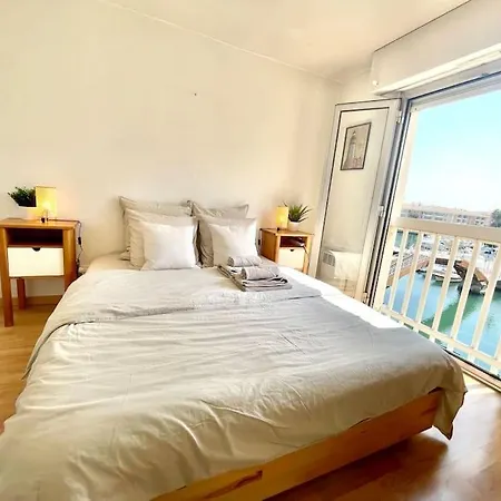 L Escapade T2 Port Frejus-vue Fréjus