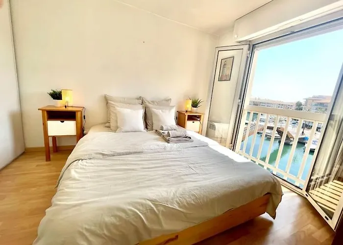 L Escapade T2 Port Fréjus